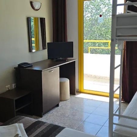 Carnival 3* Golden Sands